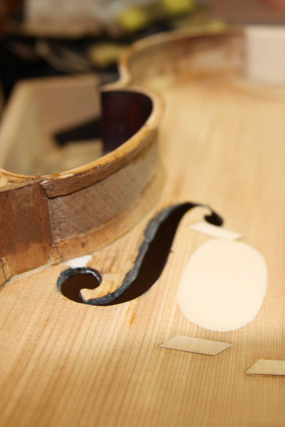 Geigenbau-Mohr_Restauration